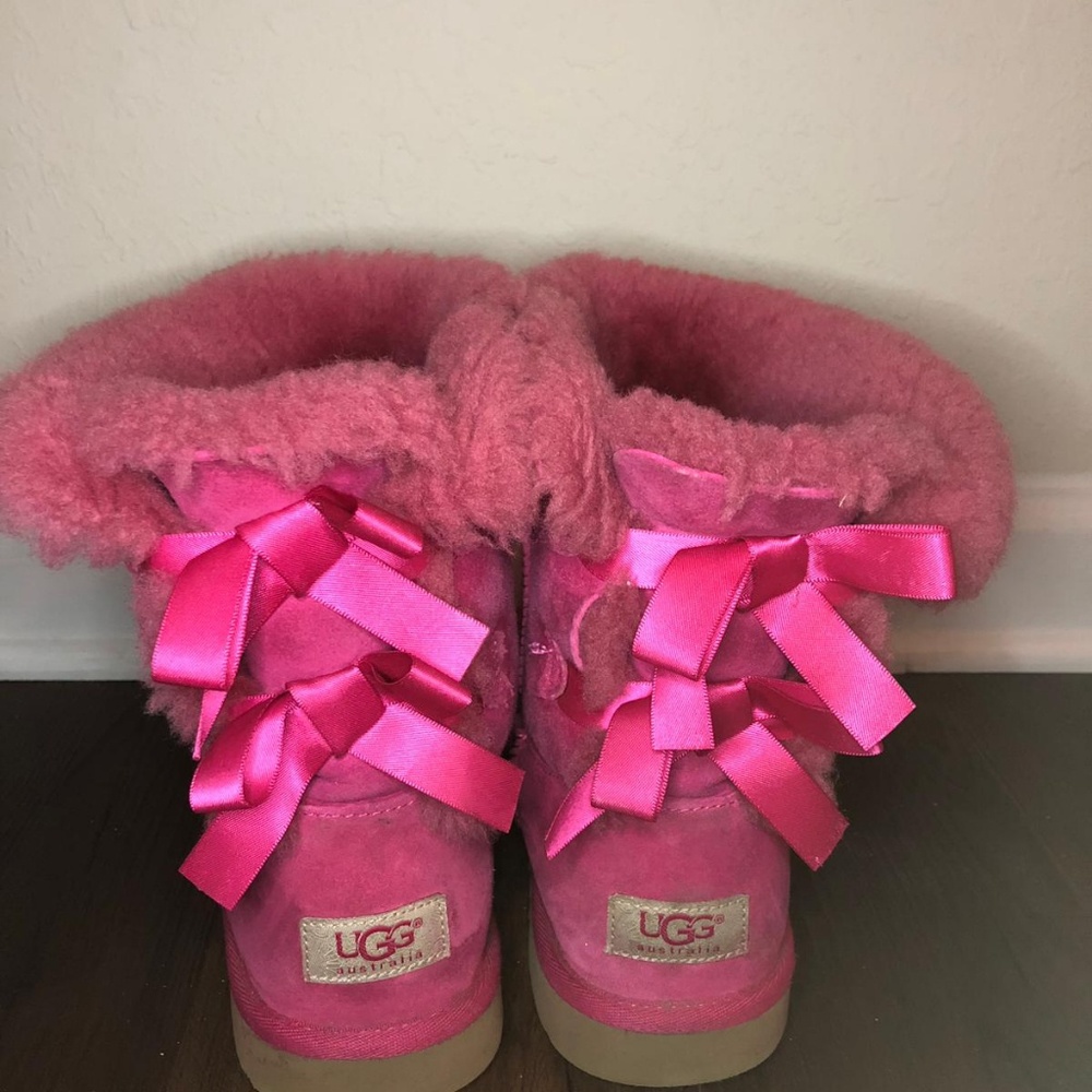 Bailey Bow Pink Ugg Boots
